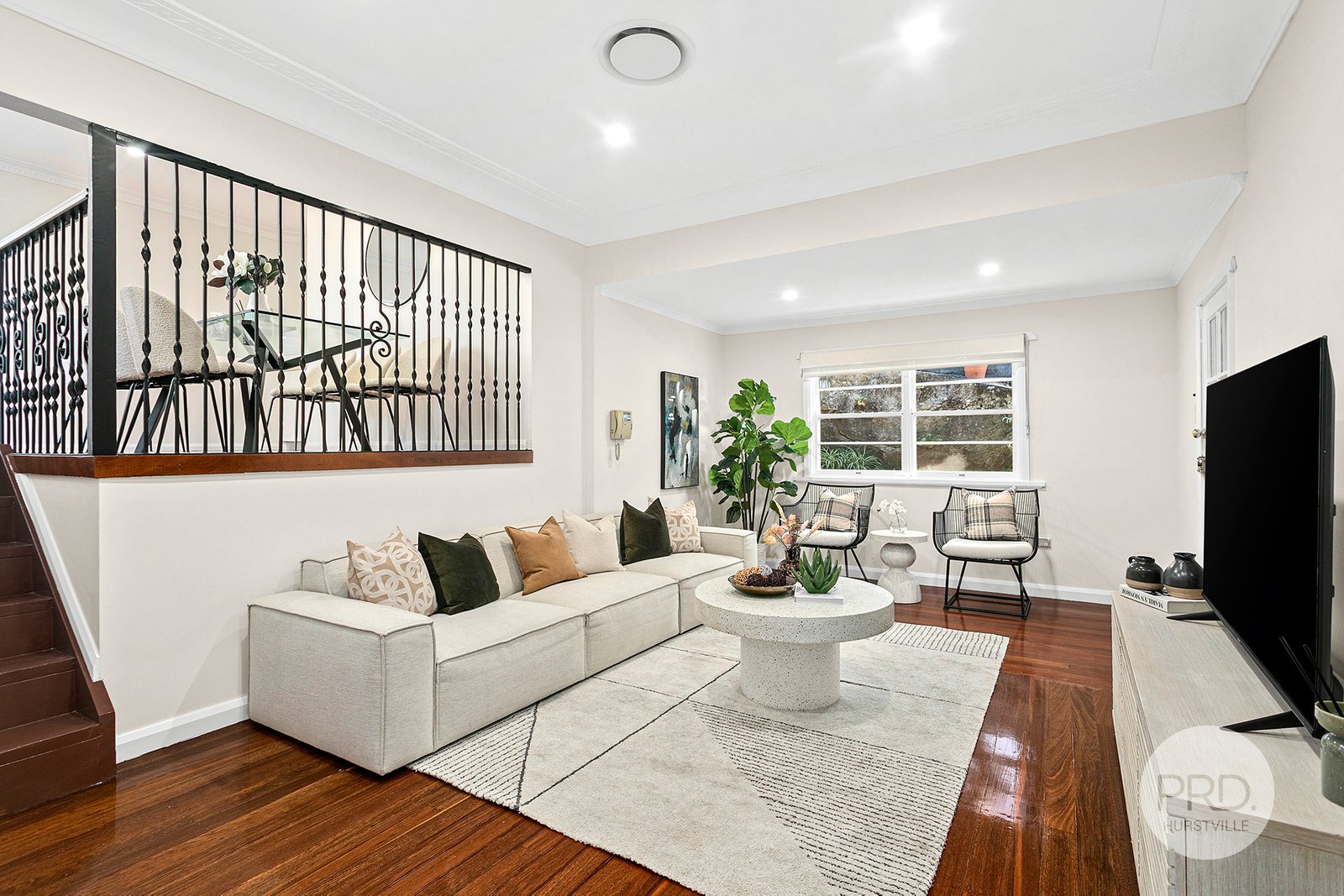 9 Vaughan Street BLAKEHURST 2