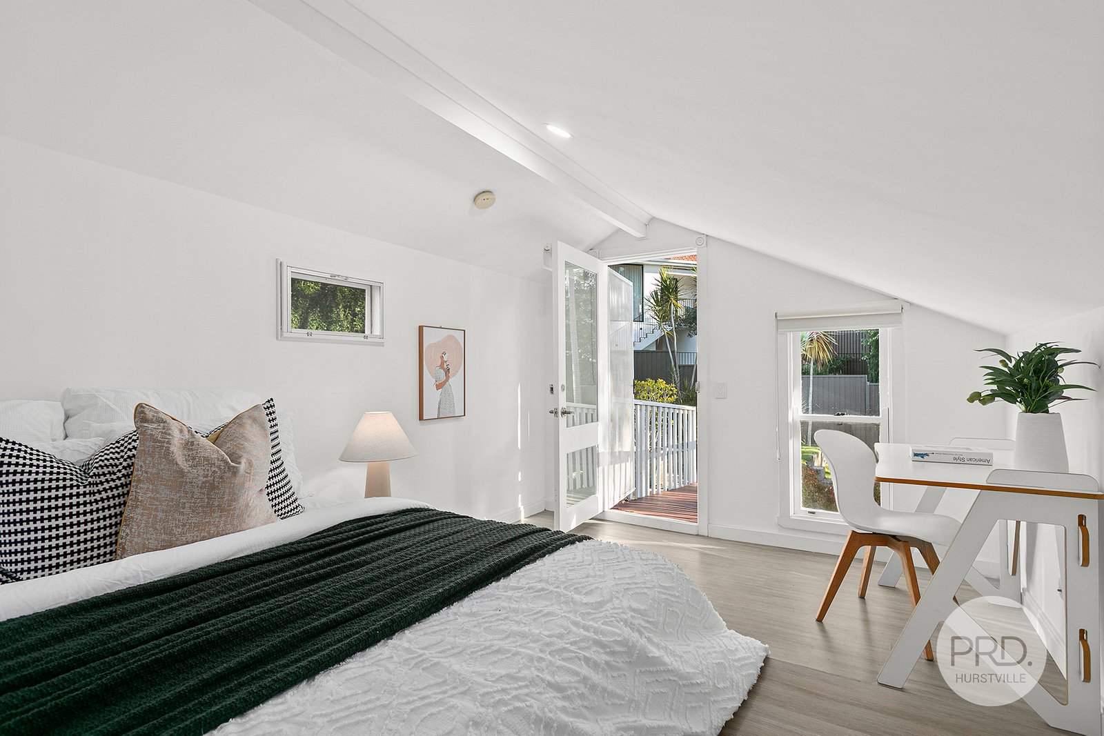 9 Vaughan Street BLAKEHURST 4