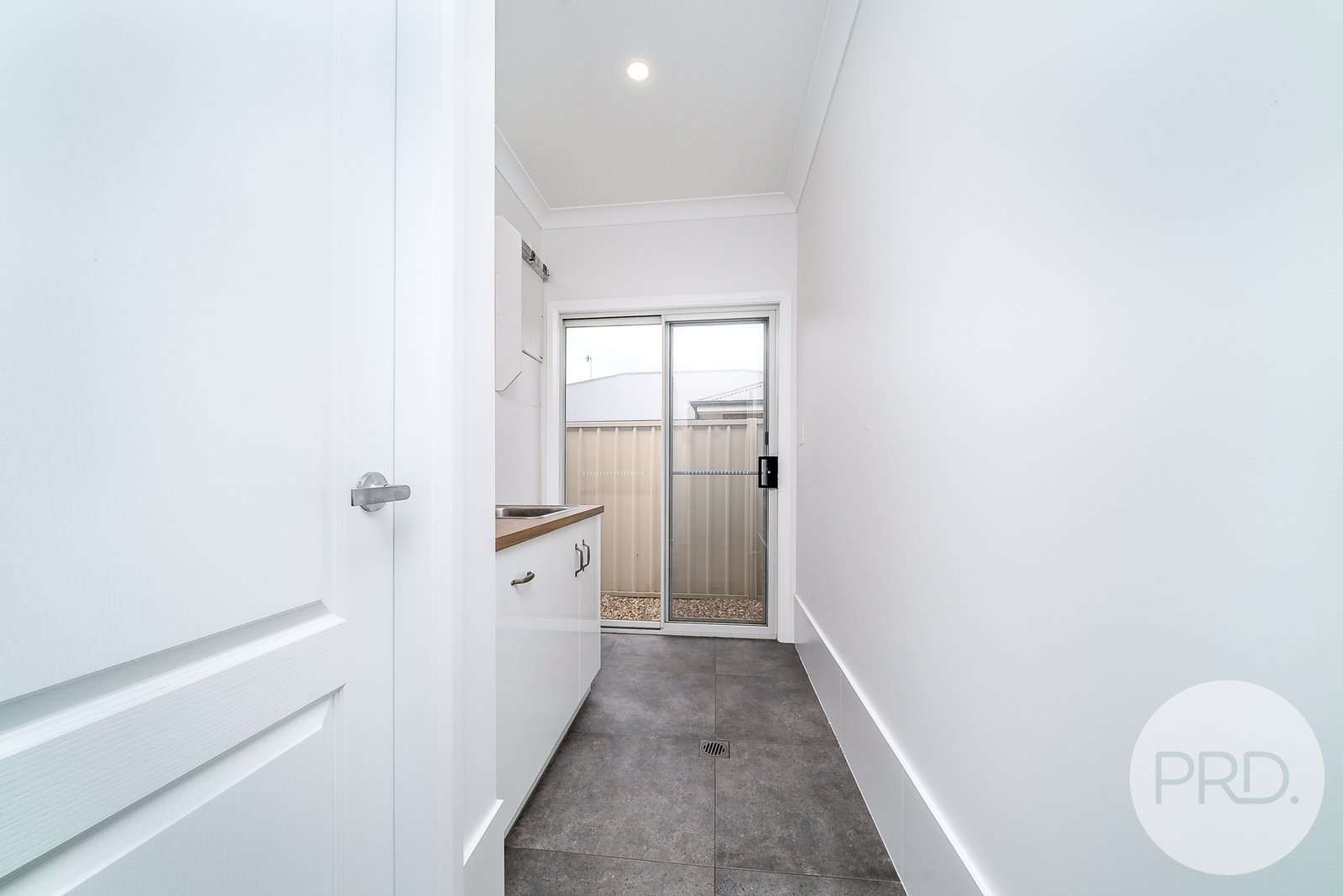 9 Wallaby Street GOBBAGOMBALIN 13