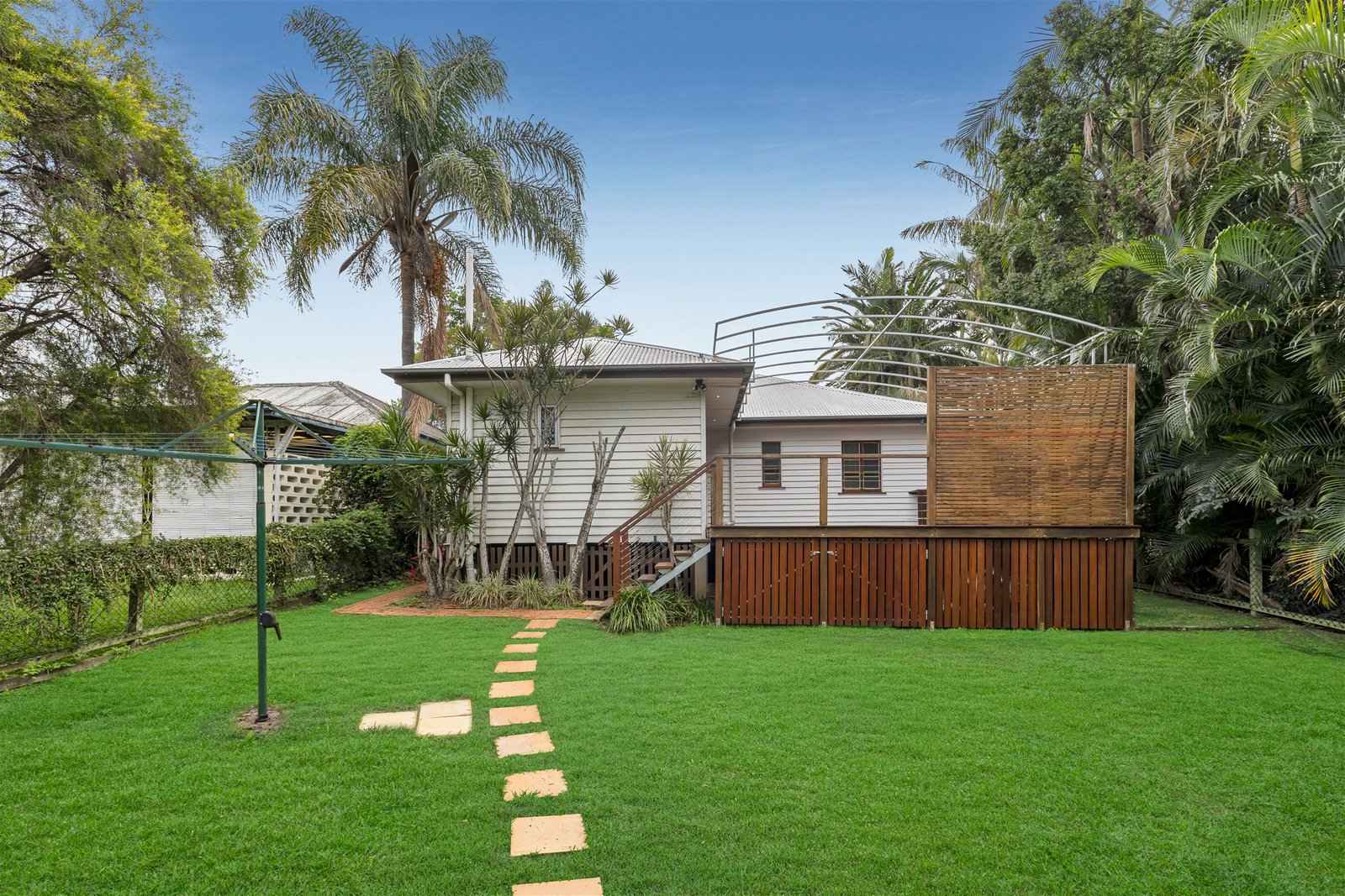 9 Wally Street NUNDAH 16