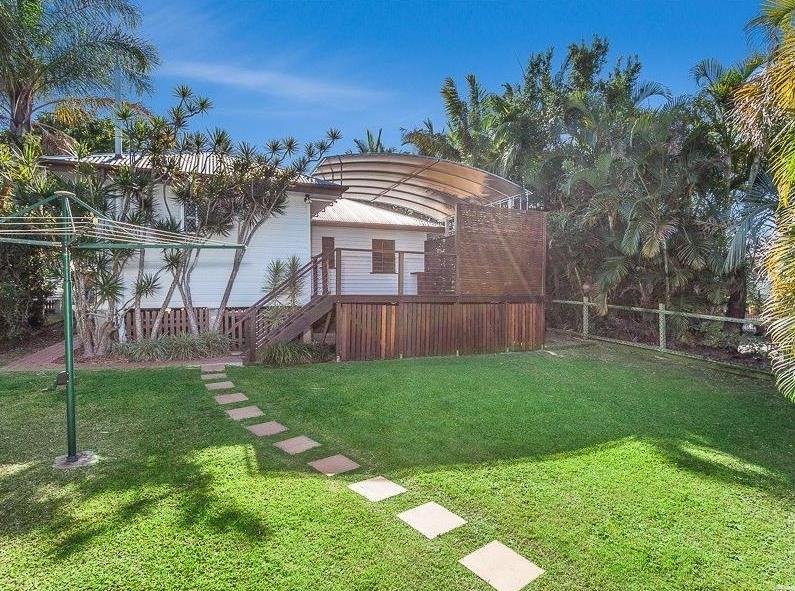 9 Wally Street NUNDAH 2