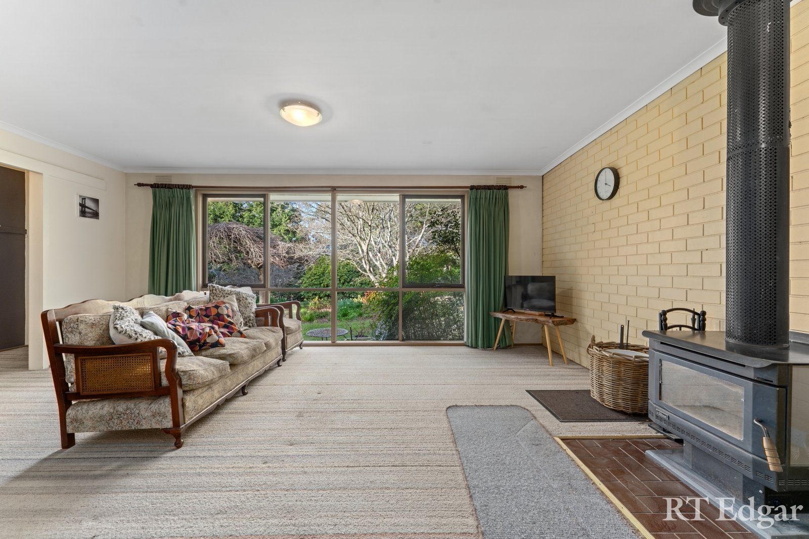 Real Estate and Property in 9 Walton Street, Macedon, VIC