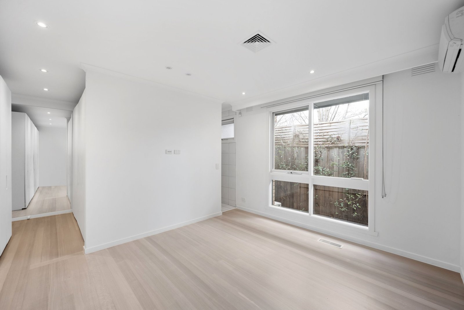 Real Estate and Property in 9 Ward Avenue, Caulfield North, VIC