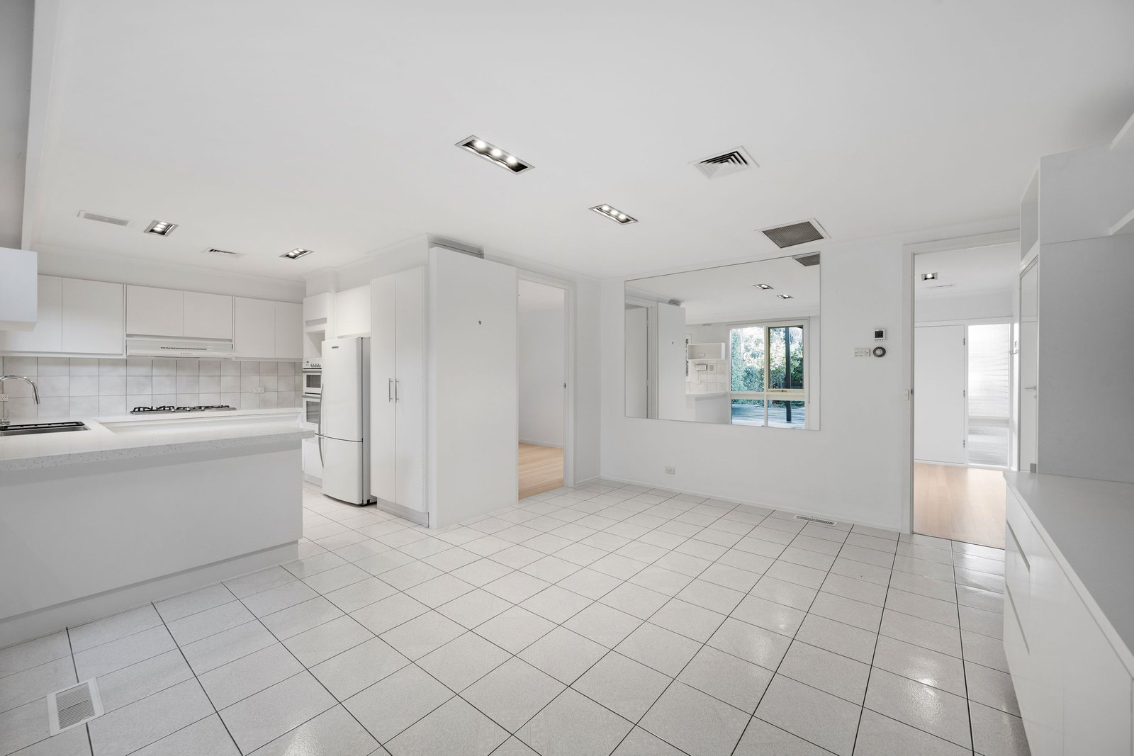 Real Estate and Property in 9 Ward Avenue, Caulfield North, VIC