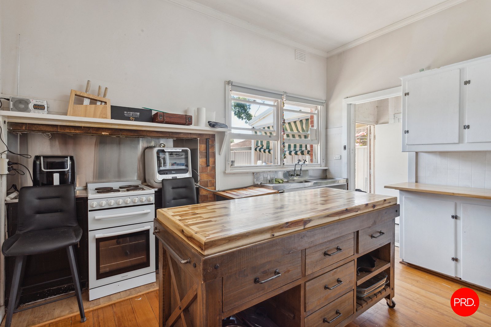 9 Weeroona Avenue NORTH BENDIGO 6