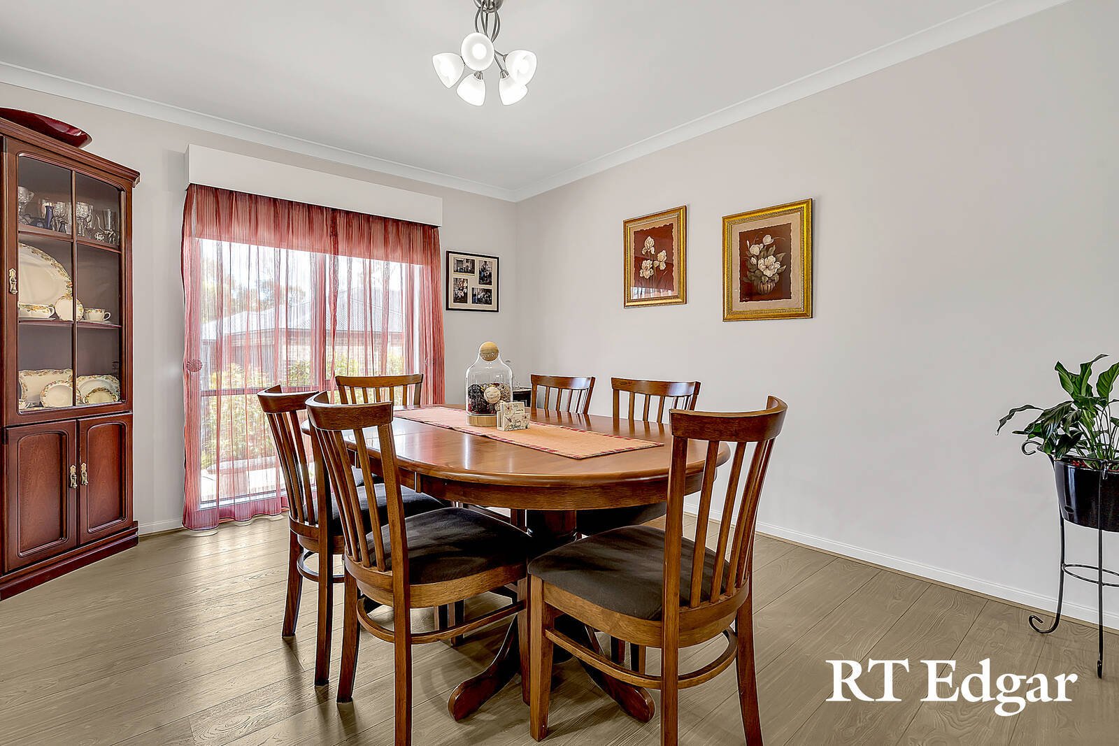 Real Estate and Property in 9 Wells Court, Kyneton, VIC