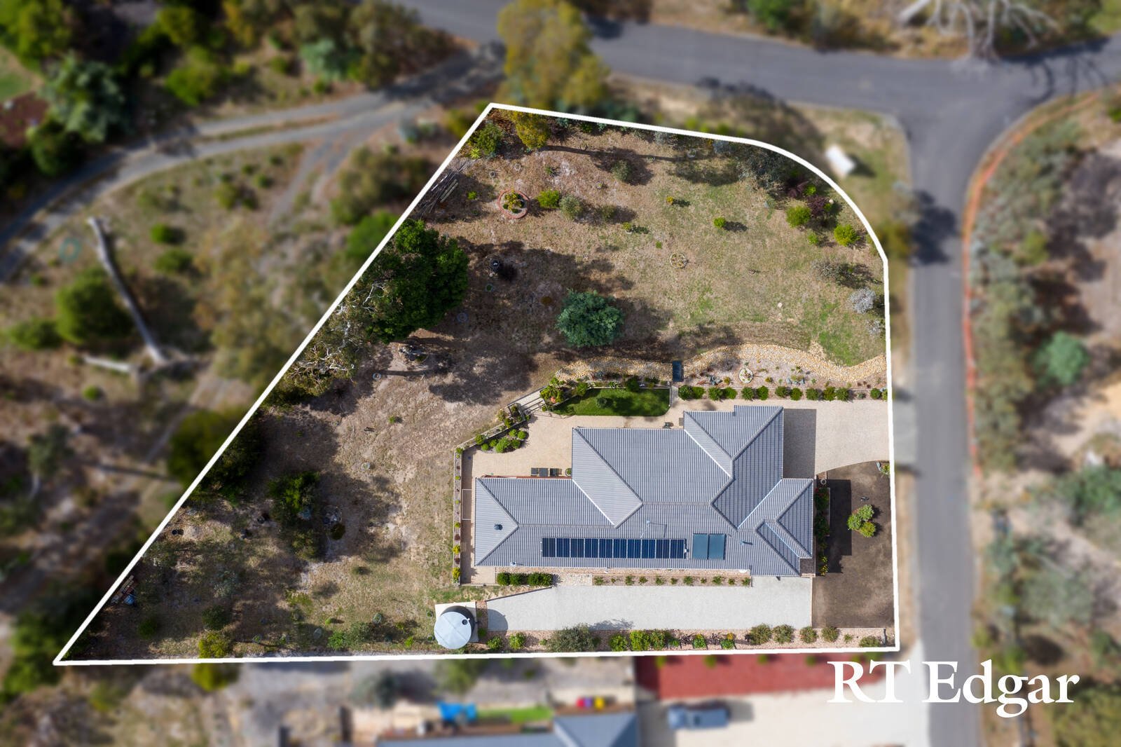 Real Estate and Property in 9 Wells Court, Kyneton, VIC