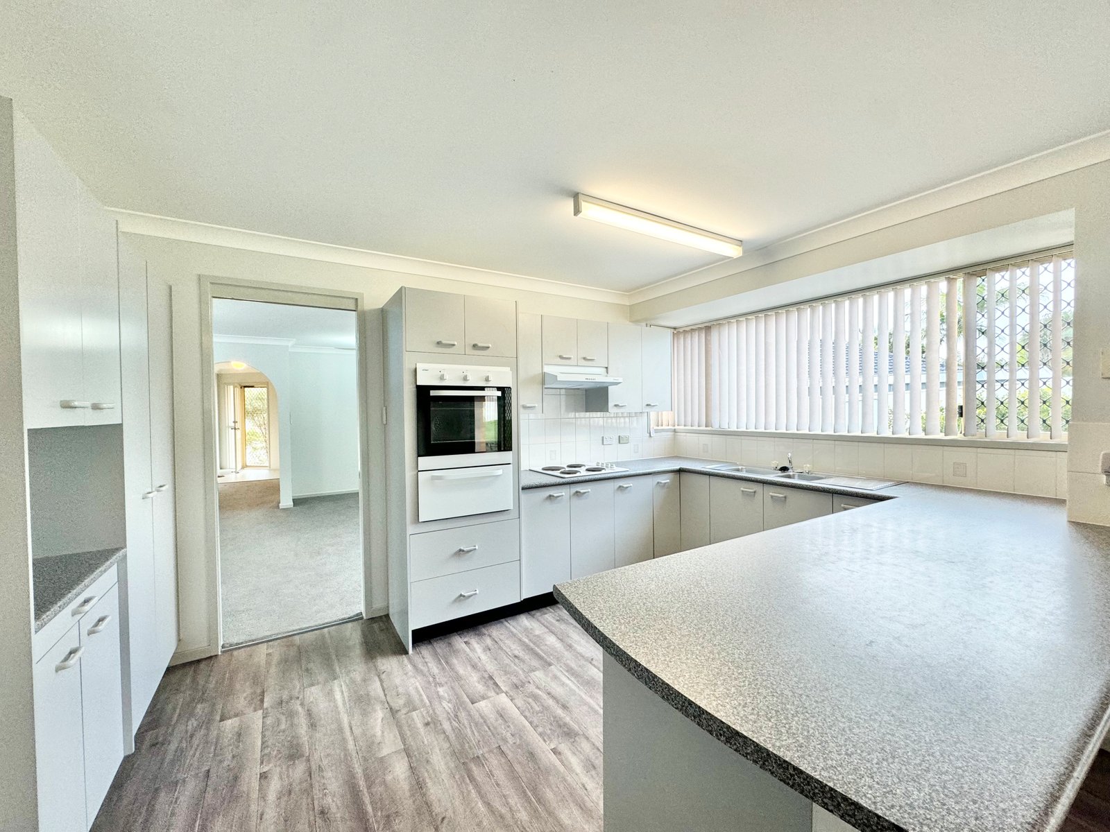 9 Westralia Close SALAMANDER BAY 2