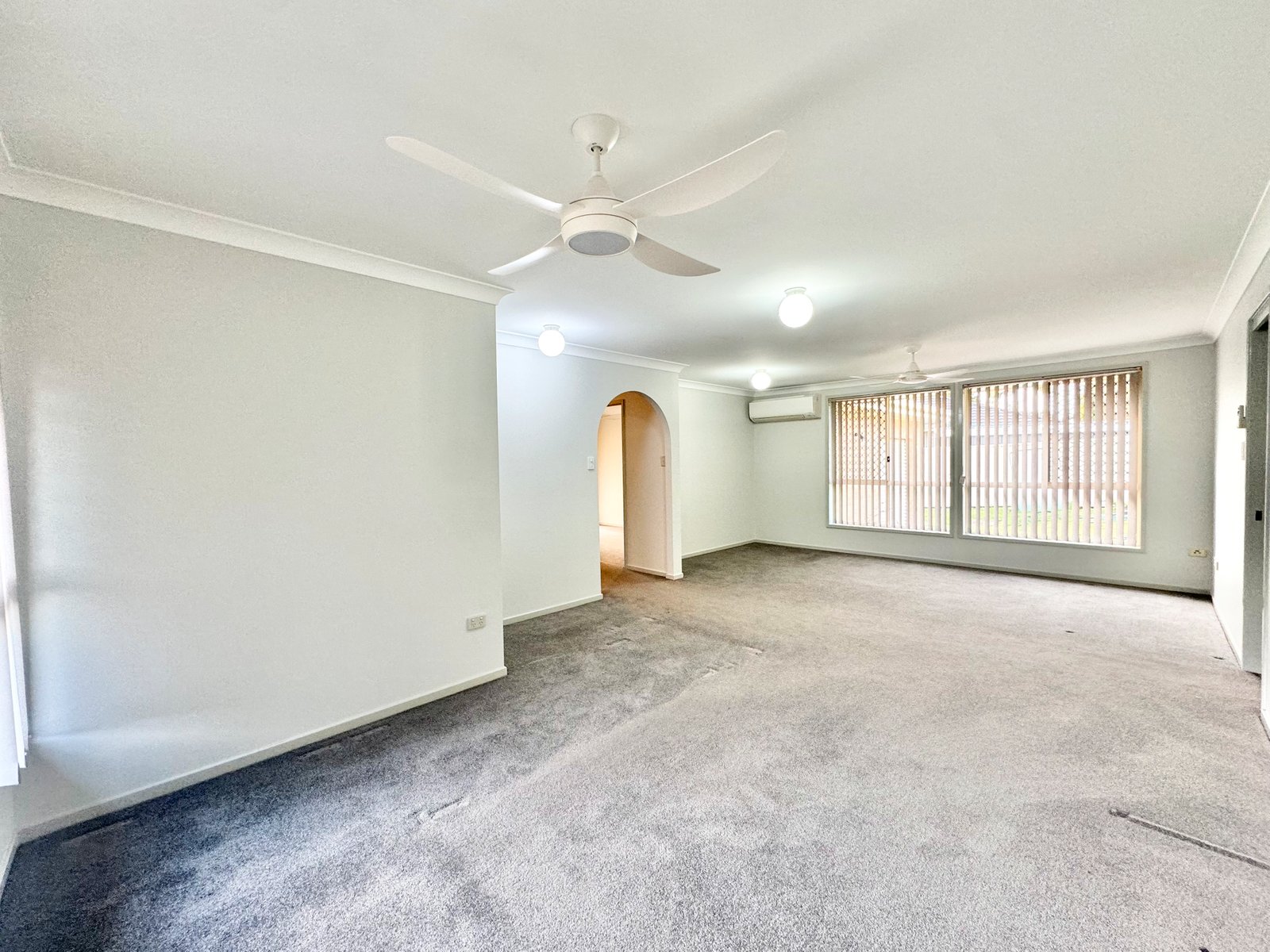 9 Westralia Close SALAMANDER BAY 3
