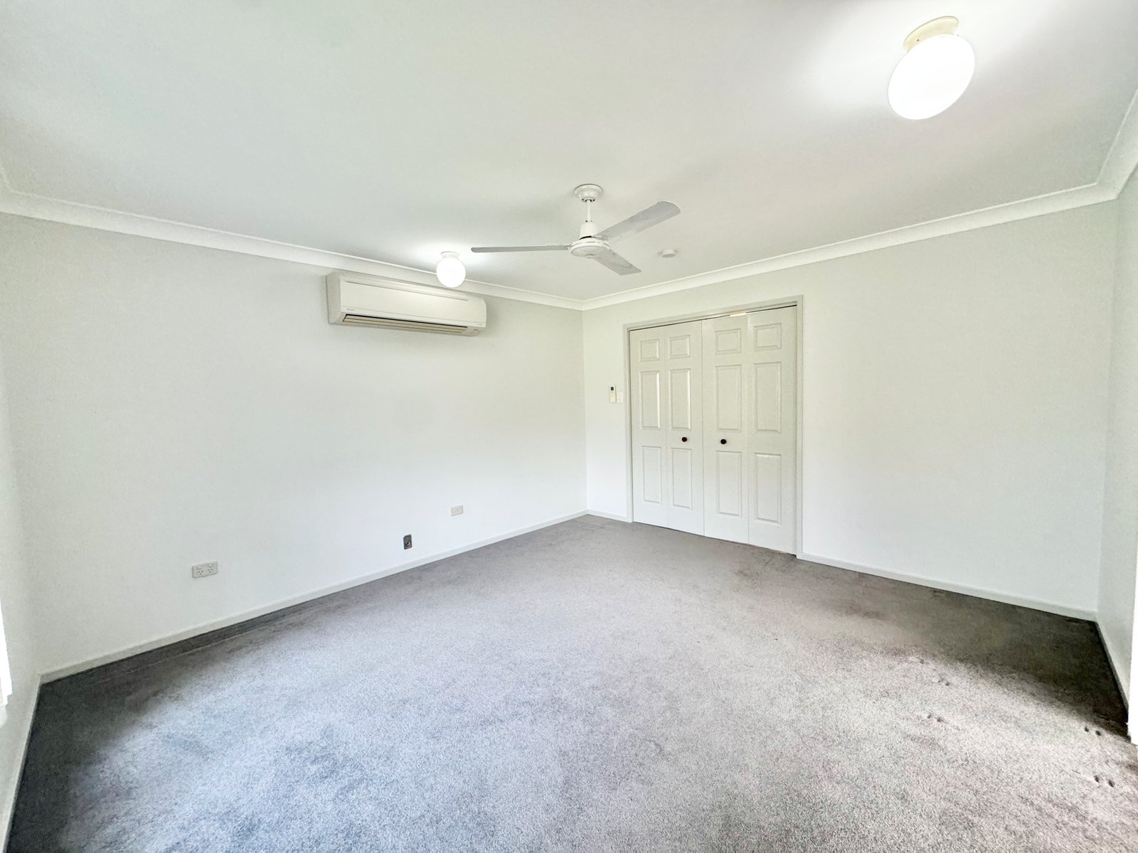9 Westralia Close SALAMANDER BAY 4