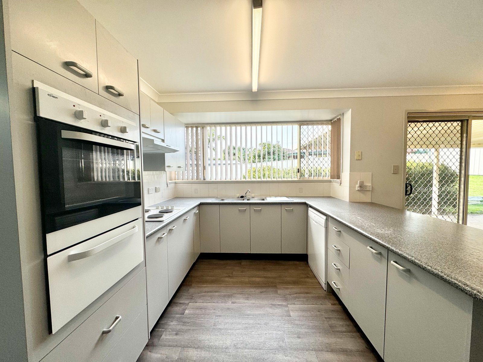 9 Westralia Close SALAMANDER BAY 9