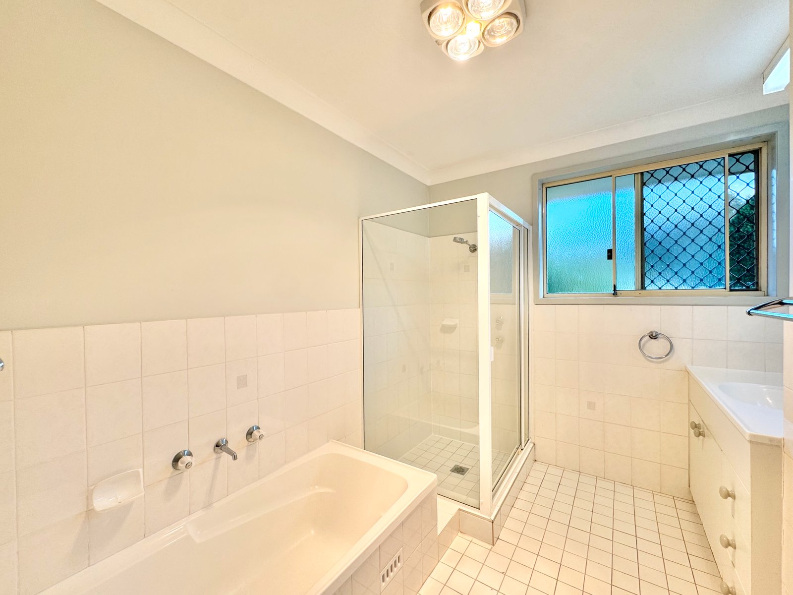 9 Westralia Close SALAMANDER BAY 18