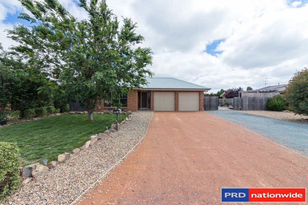 9 Westwood Circuit BUNGENDORE 1