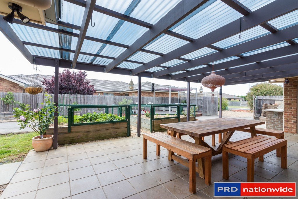 9 Westwood Circuit BUNGENDORE 2