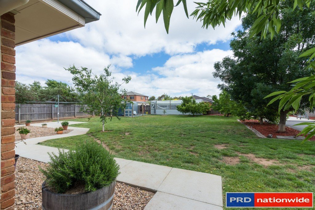 9 Westwood Circuit BUNGENDORE 14