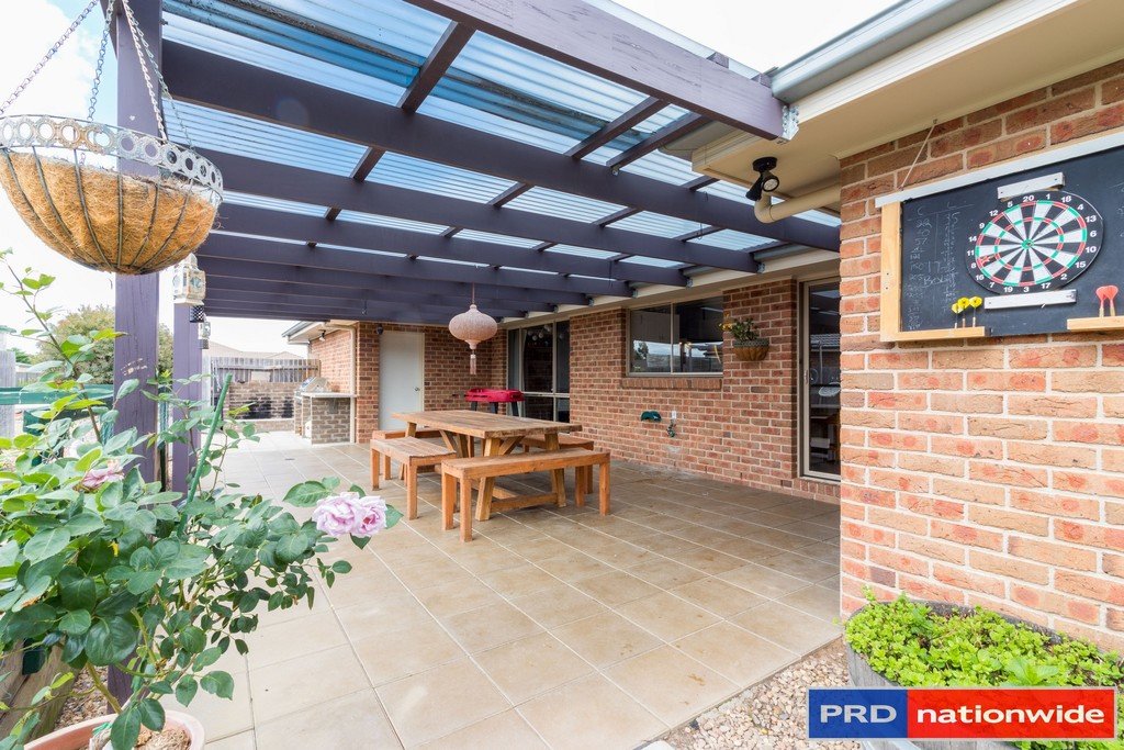 9 Westwood Circuit BUNGENDORE 20