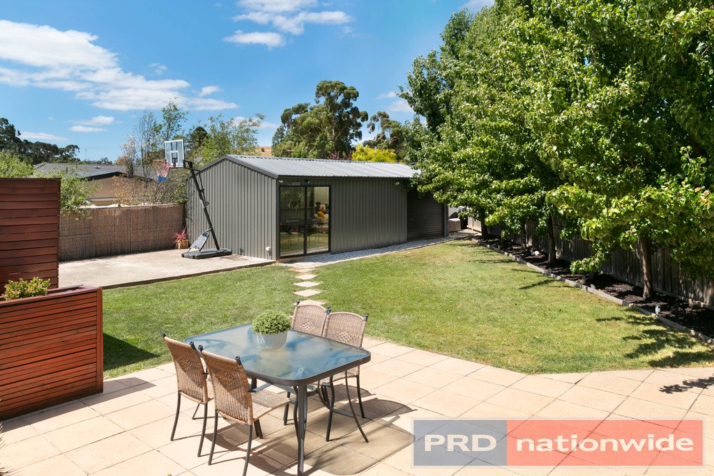 9 Whistler Close BROWN HILL 17