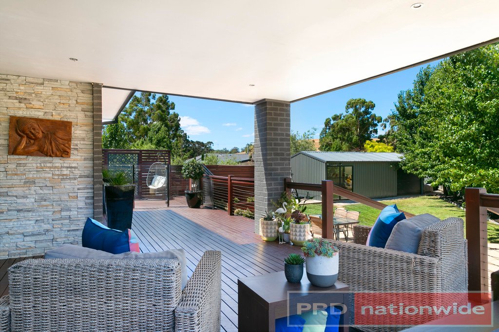 9 Whistler Close BROWN HILL 19