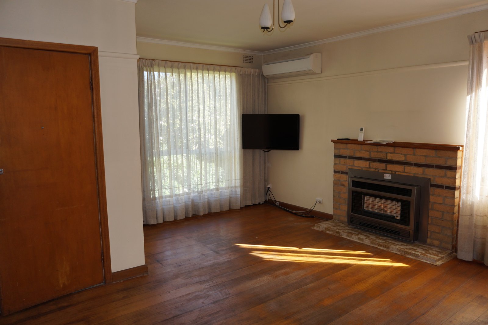 Gallery: 9 Widdop Crescent