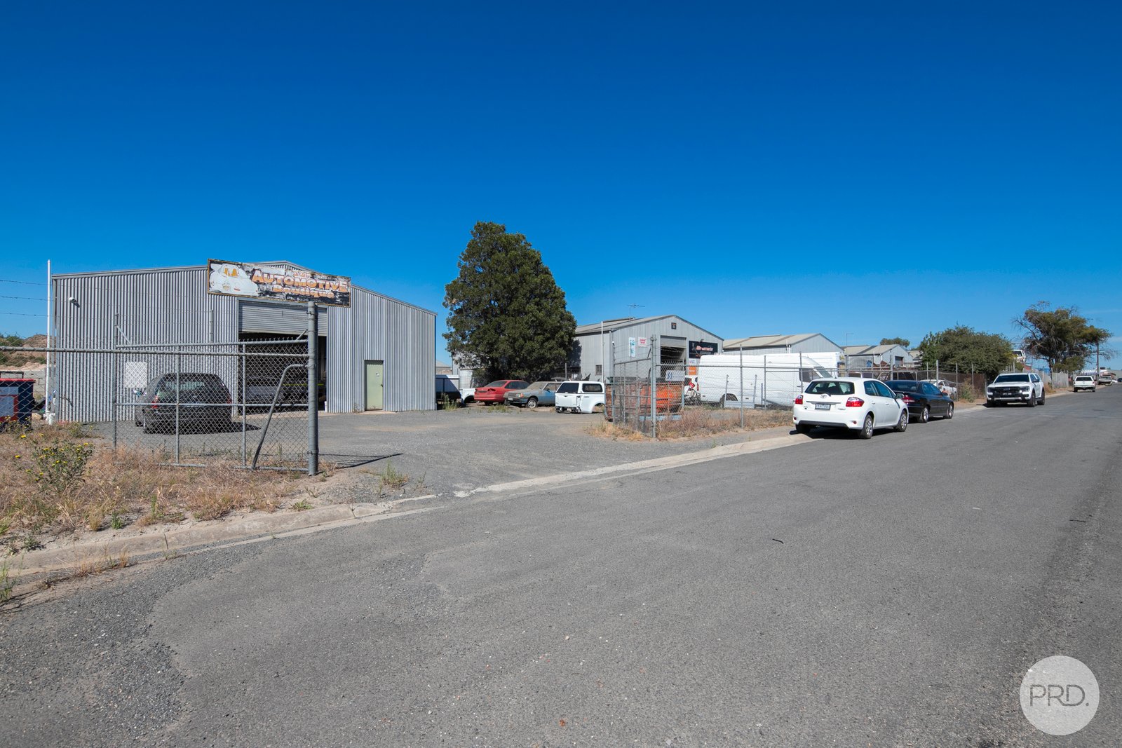 9 Wiltshire Lane DELACOMBE 5