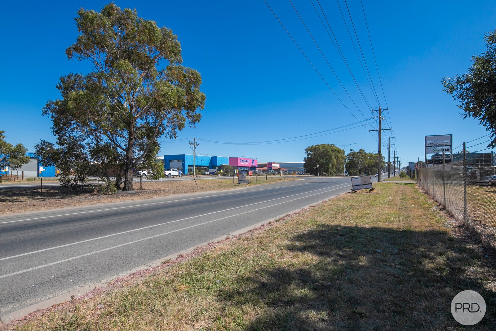 9 Wiltshire Lane DELACOMBE 8