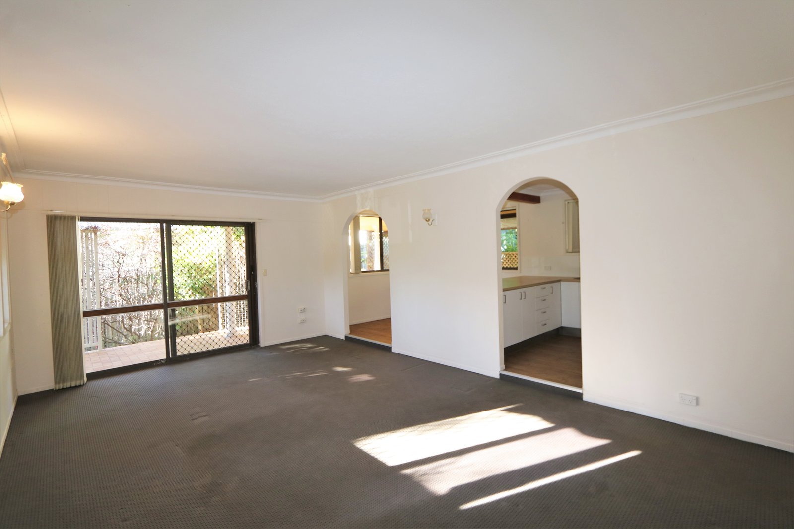 9 Winani Drive ASHMORE 2