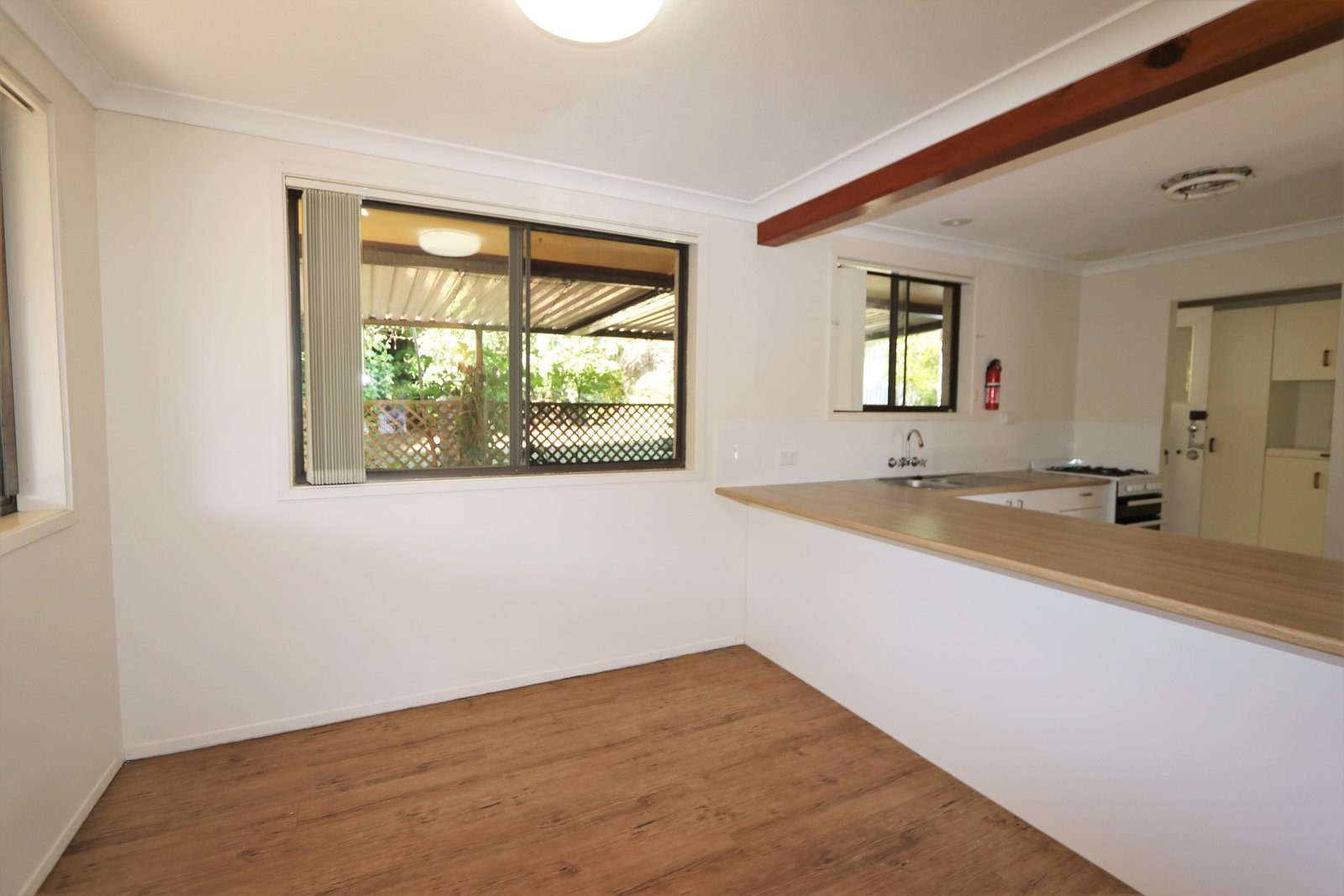 9 Winani Drive ASHMORE 8