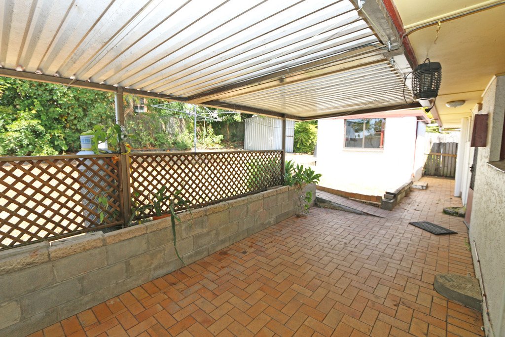 9 Winani Drive ASHMORE 2