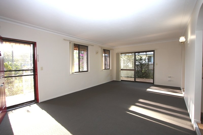 9 Winani Drive ASHMORE 11