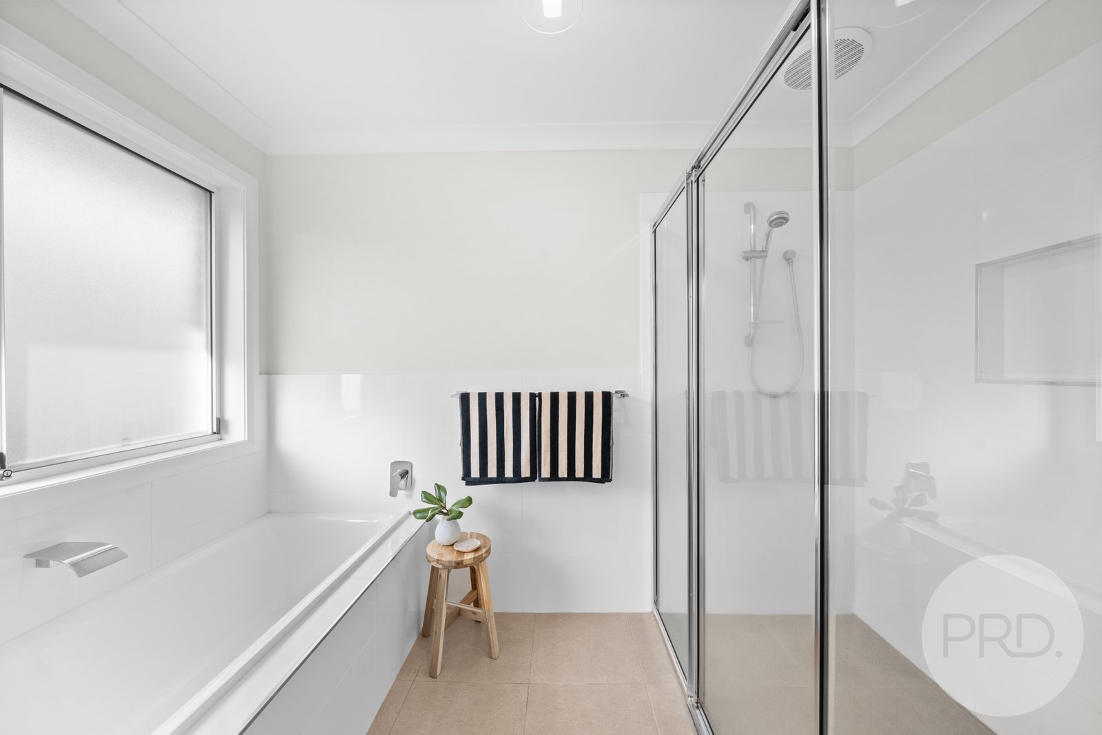 9 Winter Avenue GOBBAGOMBALIN 15