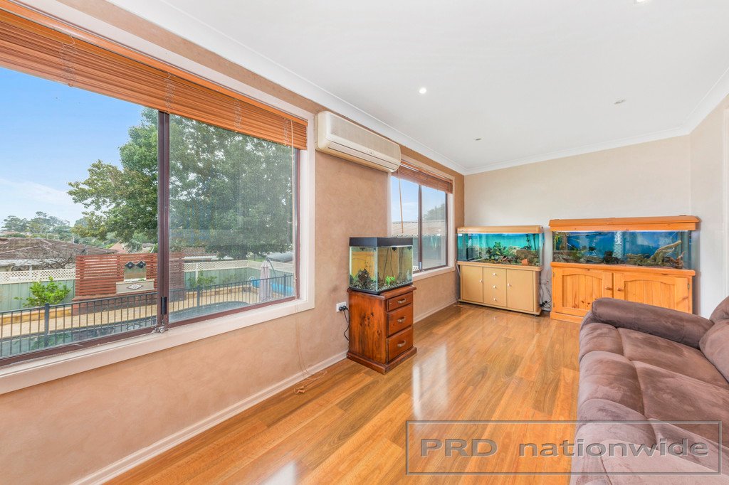 9 Wolstenholme Street RUTHERFORD 6