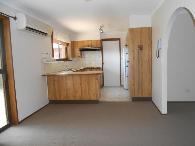 9 Woodbry Crescent TAMWORTH 3