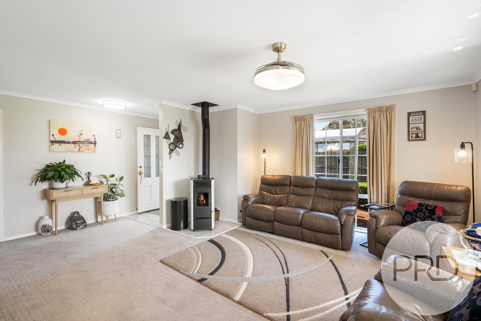 9 Woodhurst Road SEVEN MILE BEACH 11