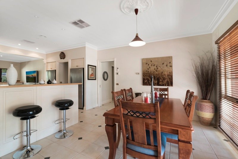 9 Woodlea Close STRATHFIELDSAYE 3