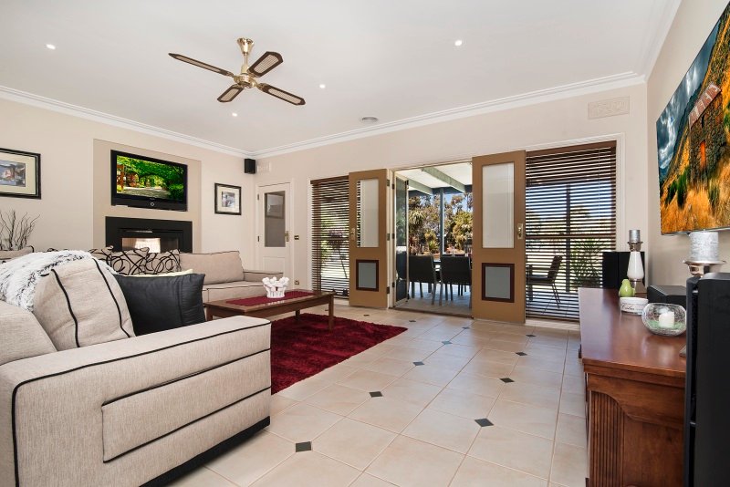 9 Woodlea Close STRATHFIELDSAYE 6