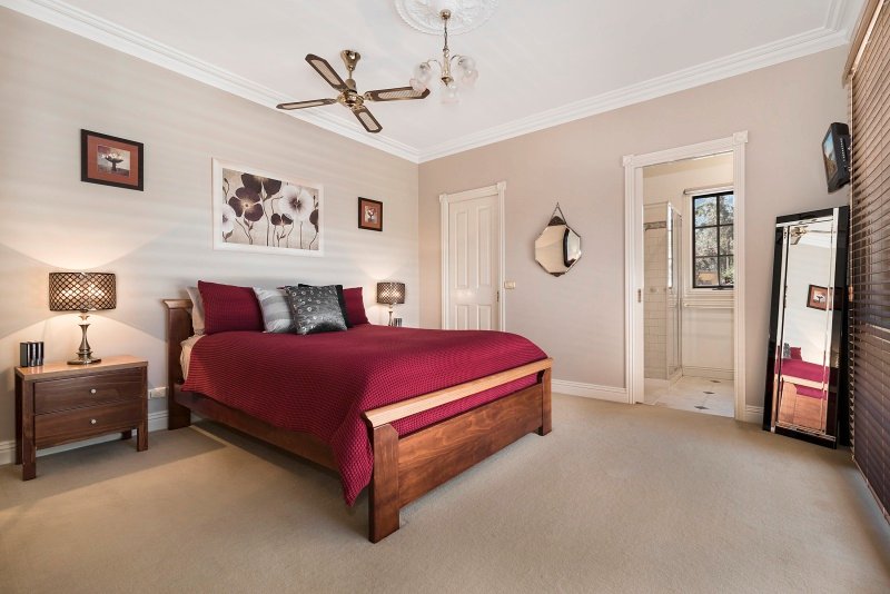 9 Woodlea Close STRATHFIELDSAYE 8