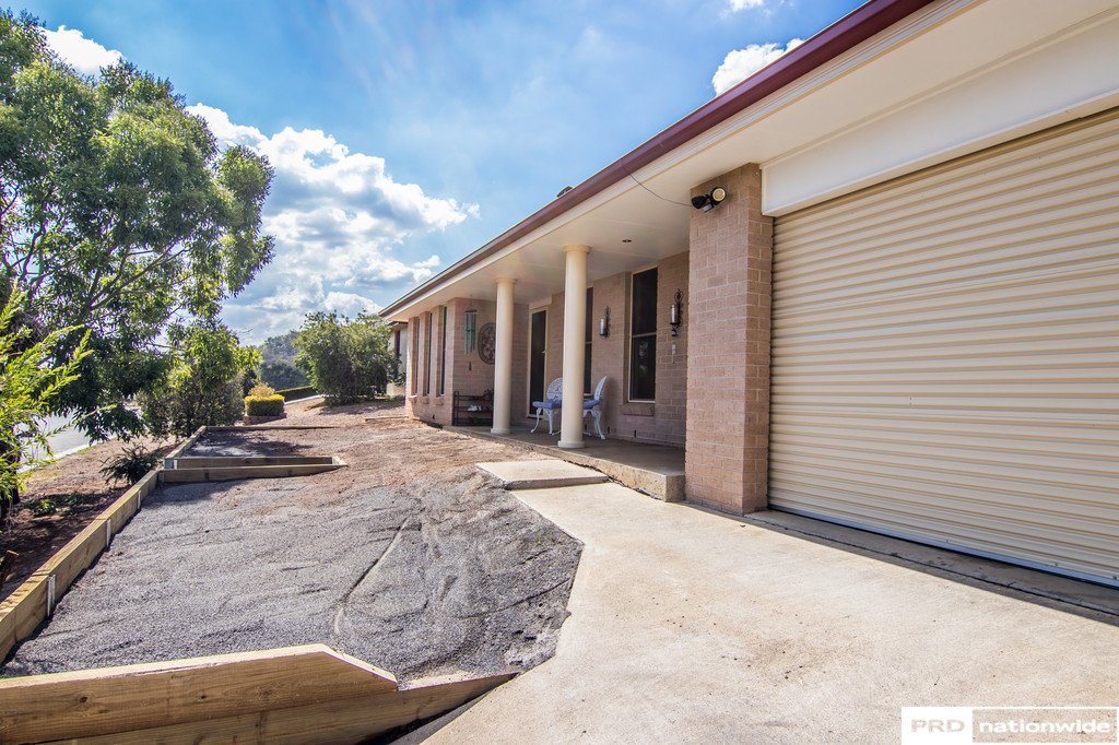 9 Woodside Road TAMWORTH 4