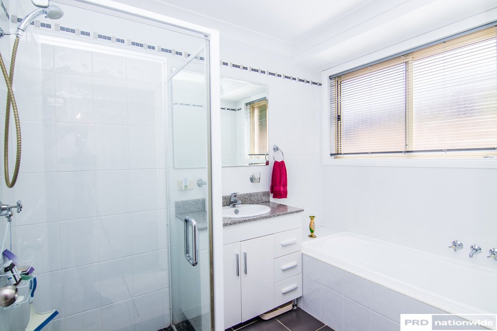 9 Woodside Road TAMWORTH 17