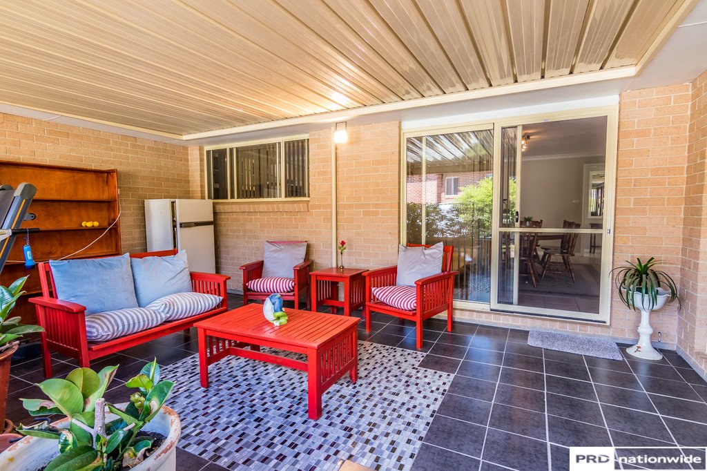 9 Woodside Road TAMWORTH 21