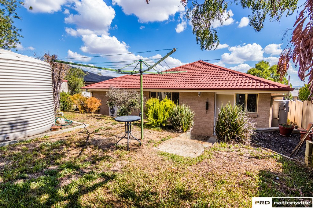 9 Woodside Road TAMWORTH 23