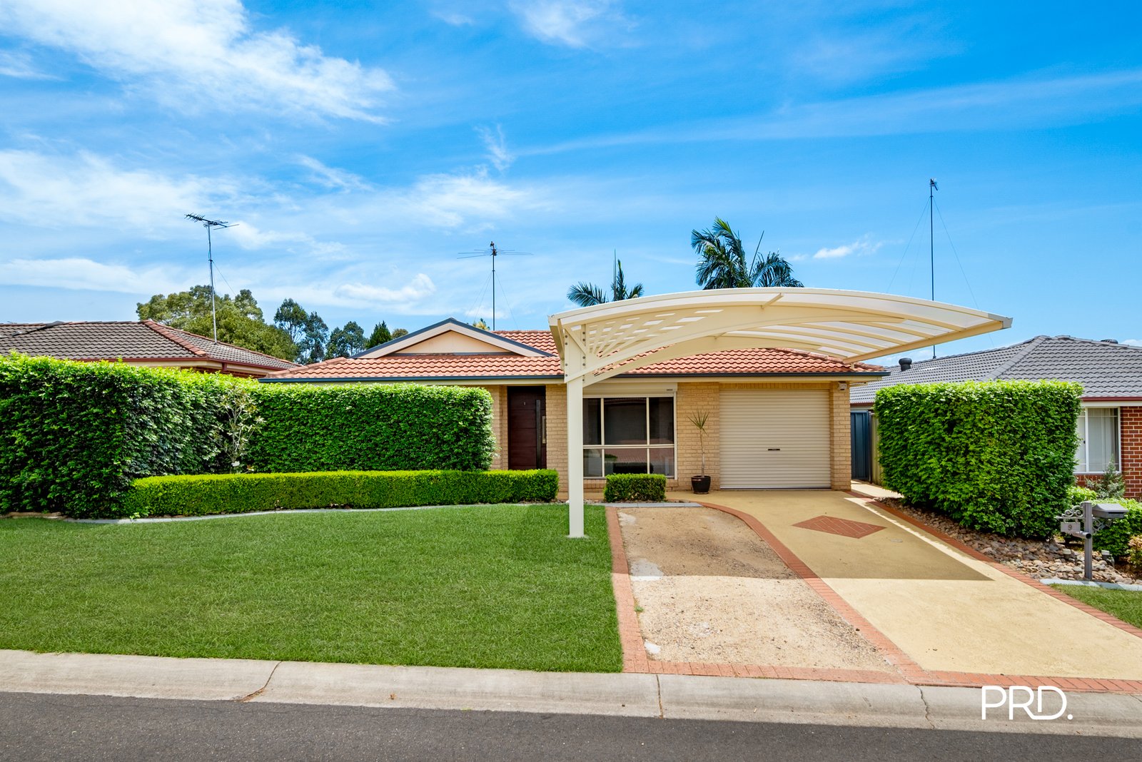 9 Yuroka St  GLENMORE PARK 1
