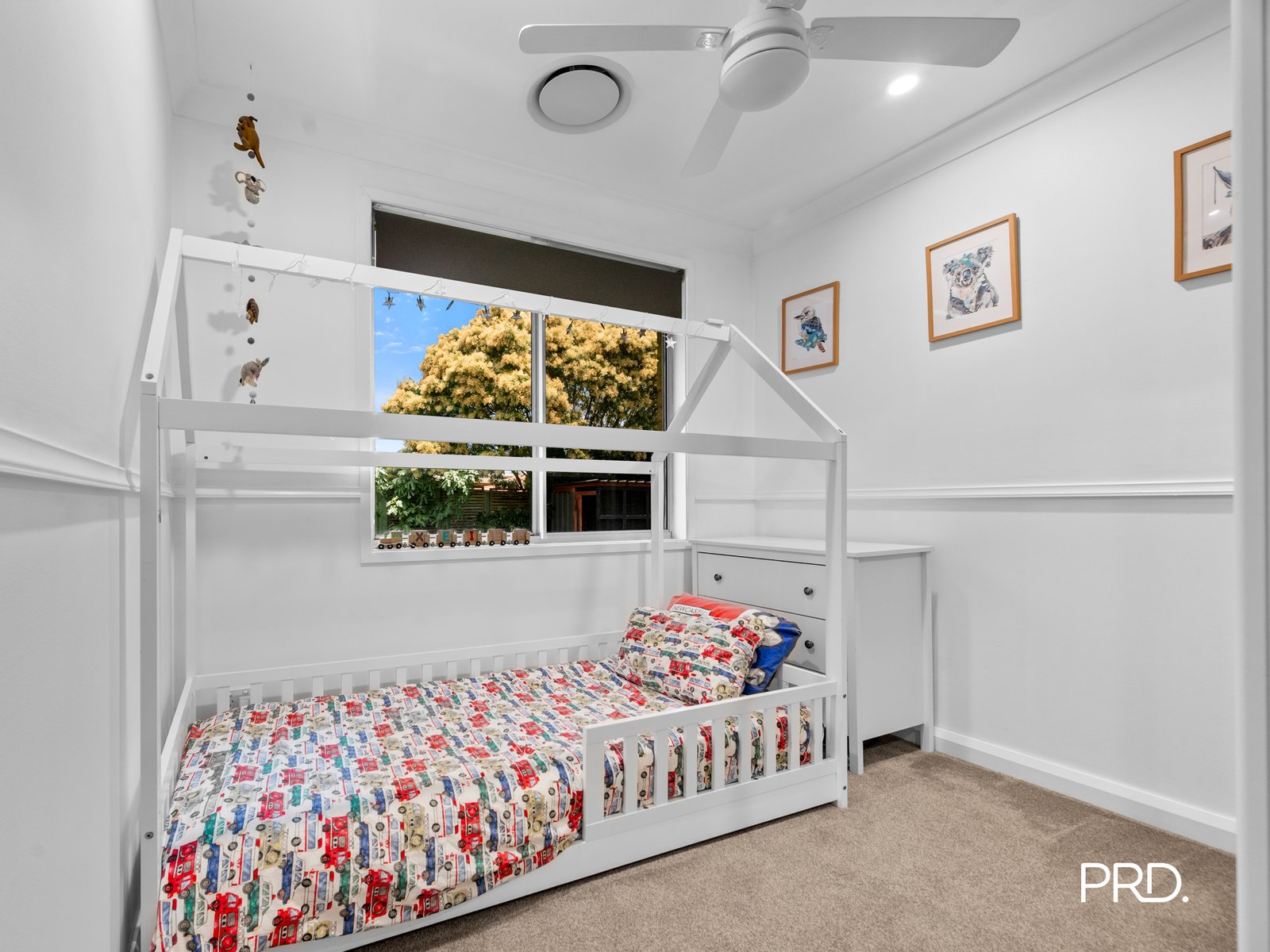 9 Yuroka St  GLENMORE PARK 8