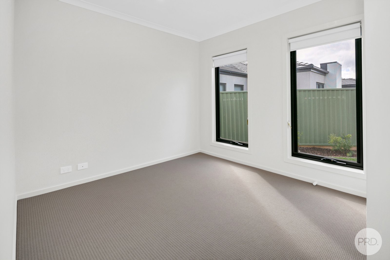 9 Zelkova Place LAKE GARDENS 8