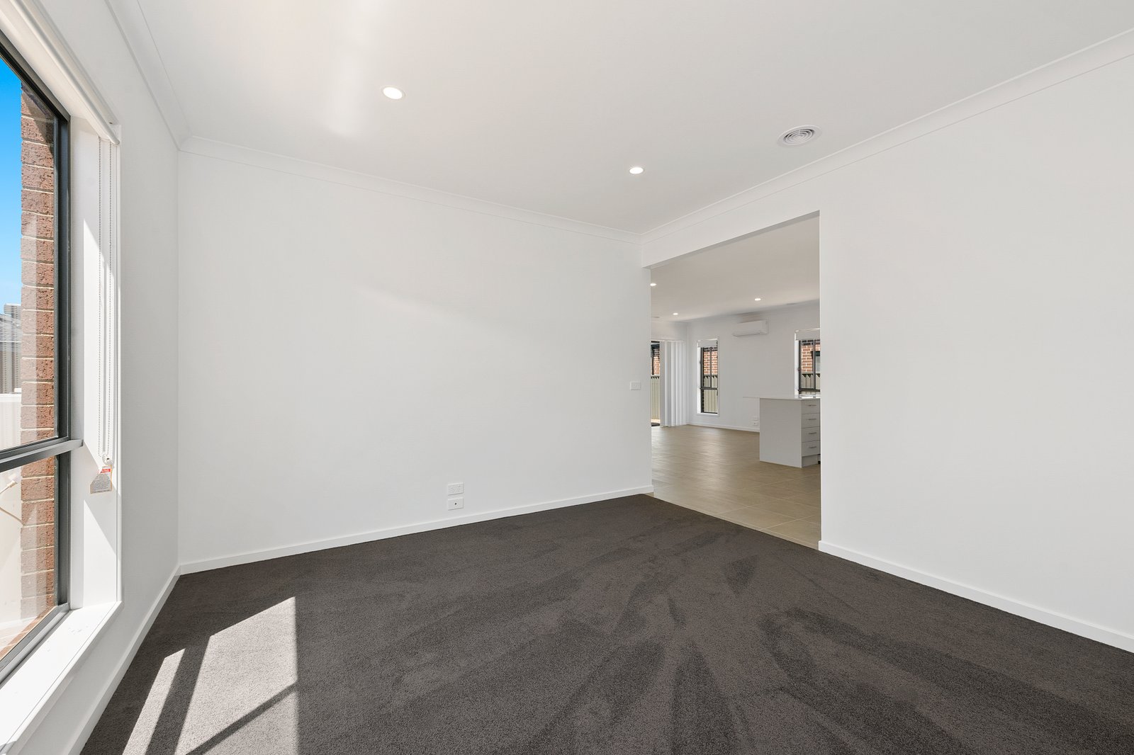 Gallery: 9 Zircon Street