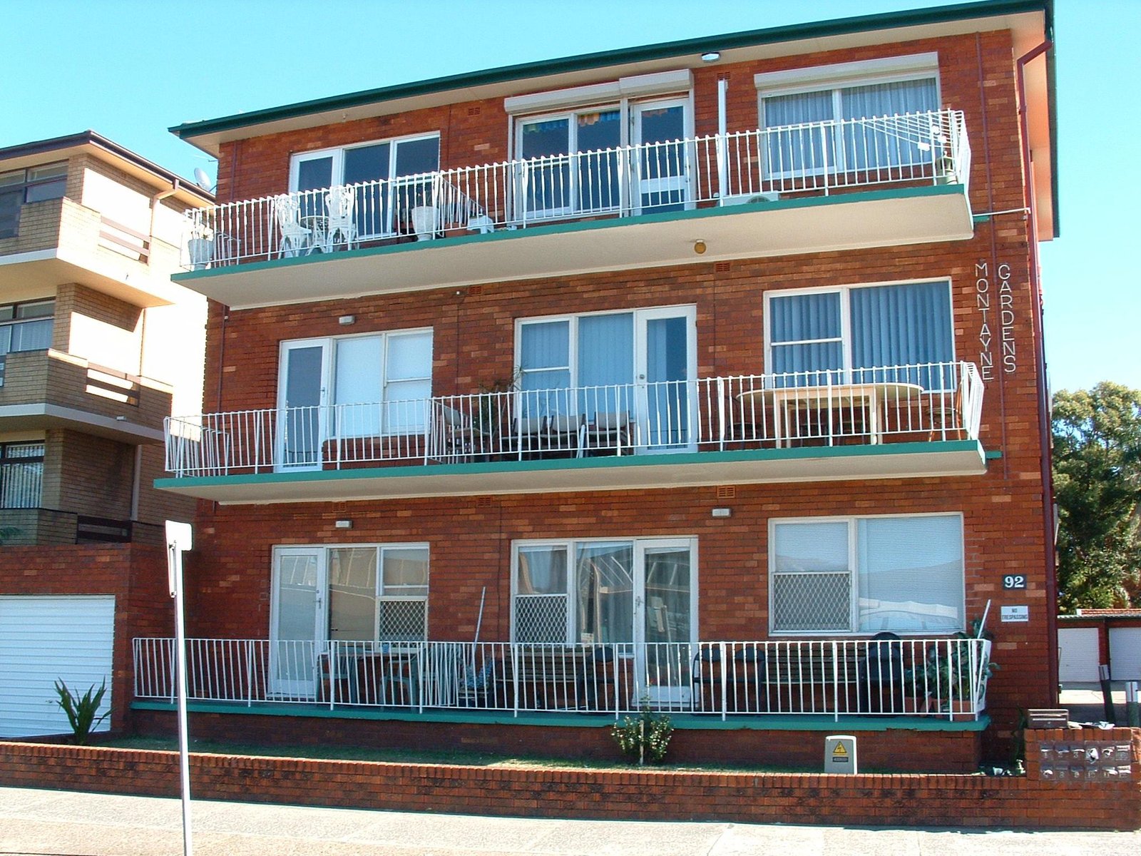 90-92 The Grand Parade BRIGHTON LE SANDS 2