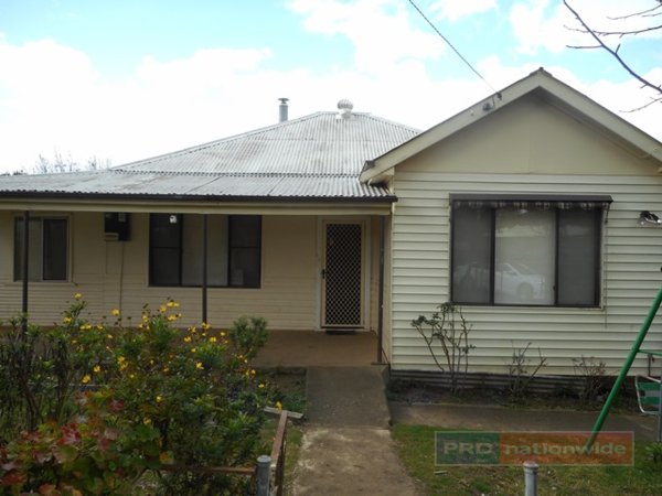 90-96 Blowering Road TUMUT 1