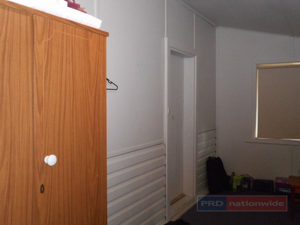 90-96 Blowering Road TUMUT 5