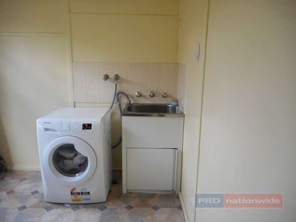 90-96 Blowering Road TUMUT 12