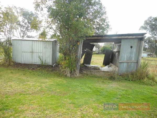 90-96 Blowering Road TUMUT 17