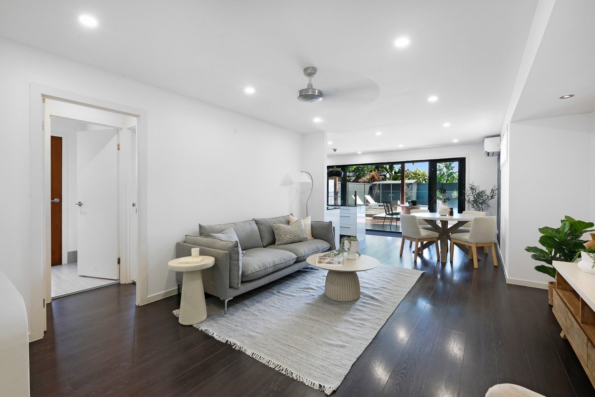 90 Albion Avenue MIAMI 5